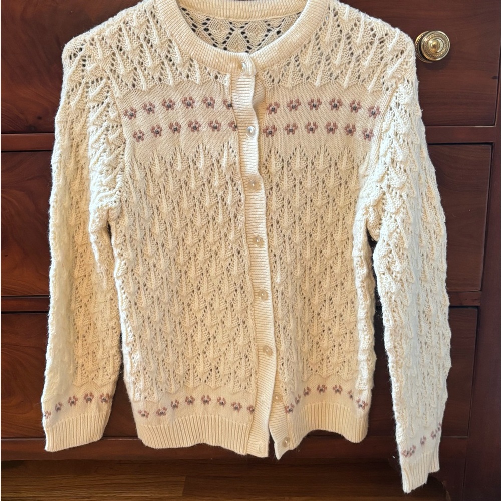 Elegant Cream Knit Cardigan Sweater